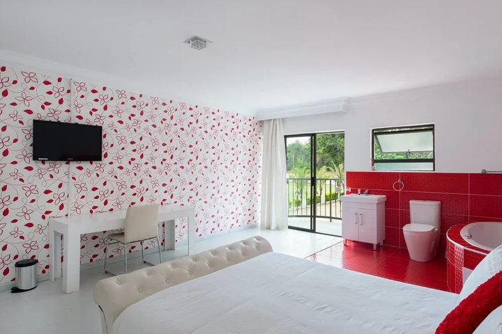 Room 3 of 13
