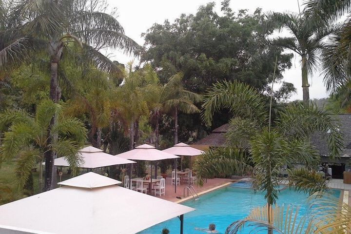 Hotel Pool