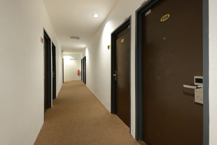 Ballroom/Hall 45 of 68