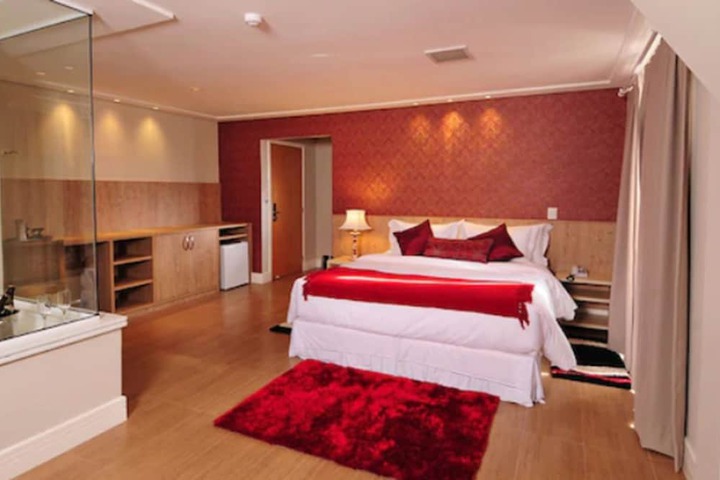 Room 53 of 88