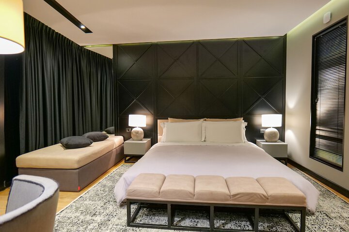 Room 48 of 201