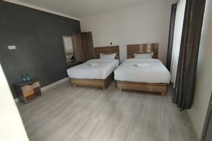 Room 7 of 23