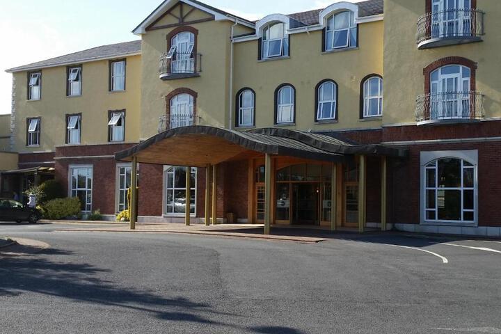 Woodlands Hotel & Leisure Centre