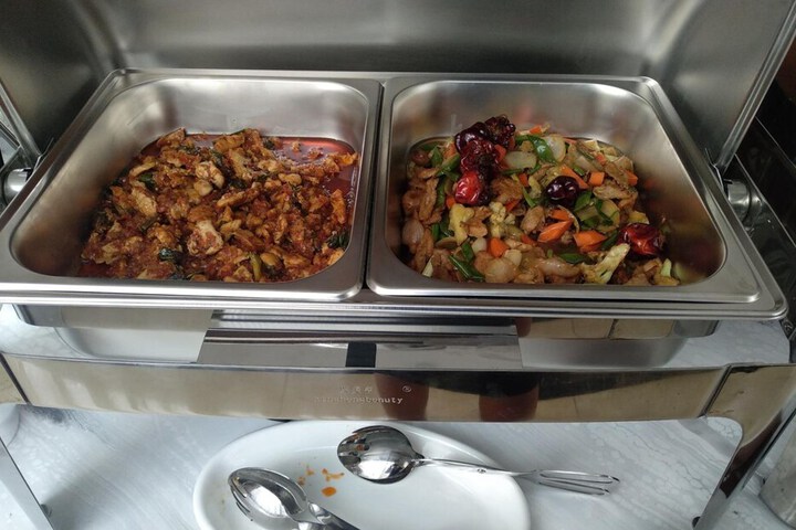 Dining 44 of 67