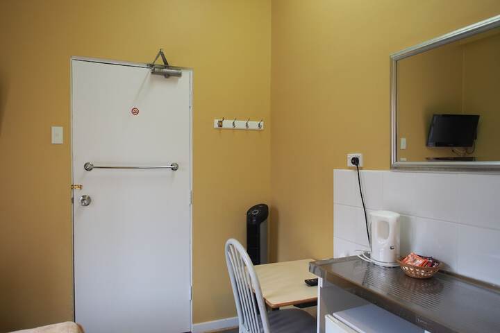 Room 22 of 52