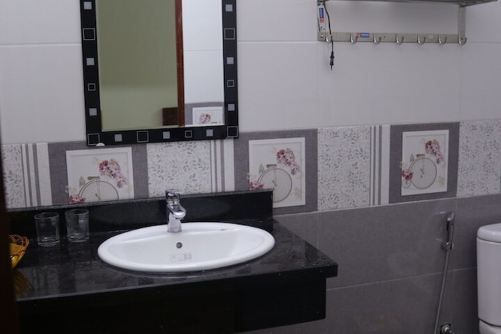 Room 45 of 104