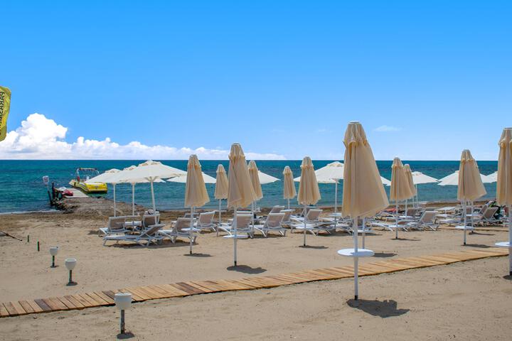 Beach 84 of 115