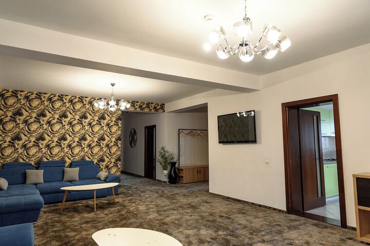 Room 55 of 98