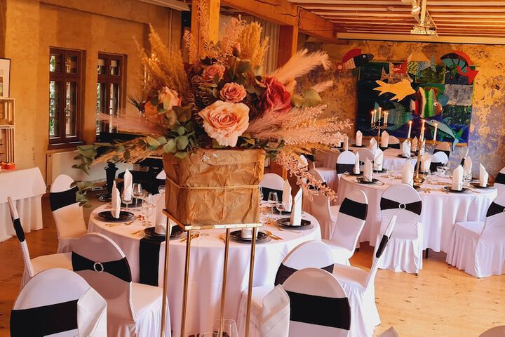 Ballroom/Hall 100 of 174