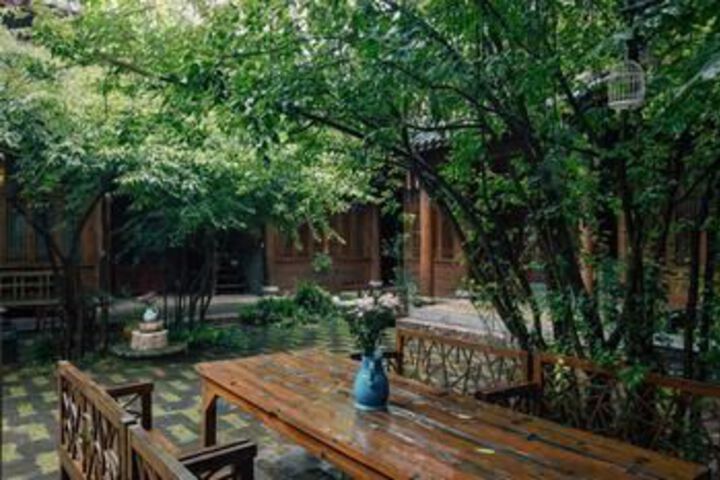 Hotel Exterior 11 of 22