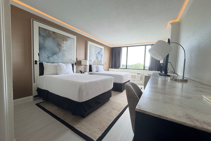 Room 21 of 54