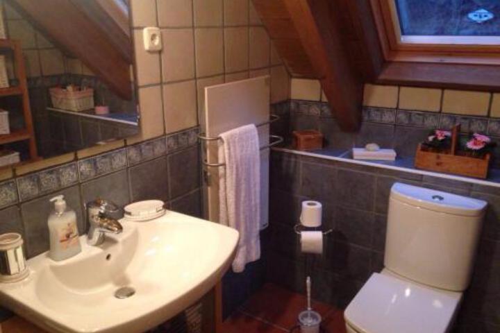 Room 7 of 23