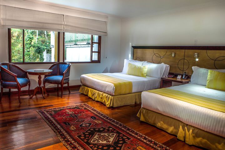 Room 4 of 39