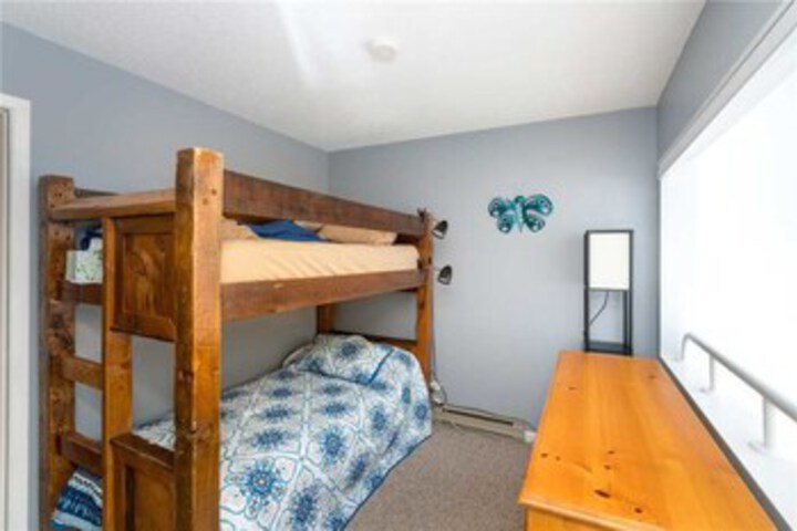 Room 47 of 61