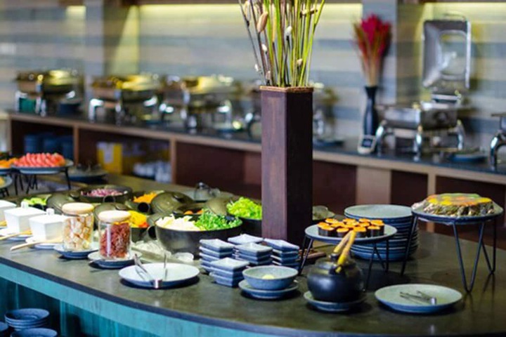 Dining 113 of 156