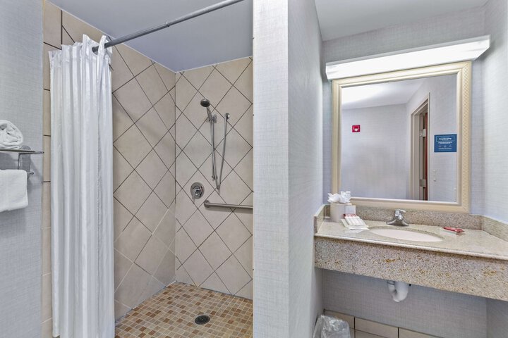 Bathroom shower