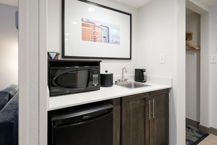 Minibar
