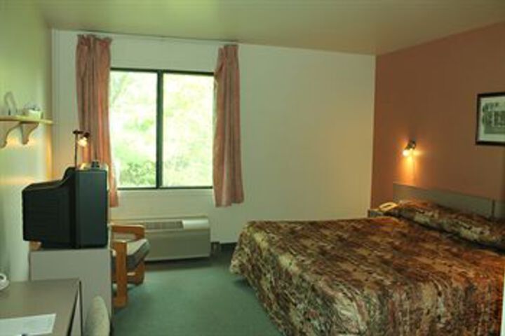 Room 19 of 42