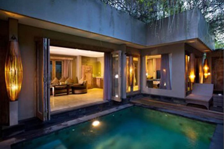 Pool 136 of 227