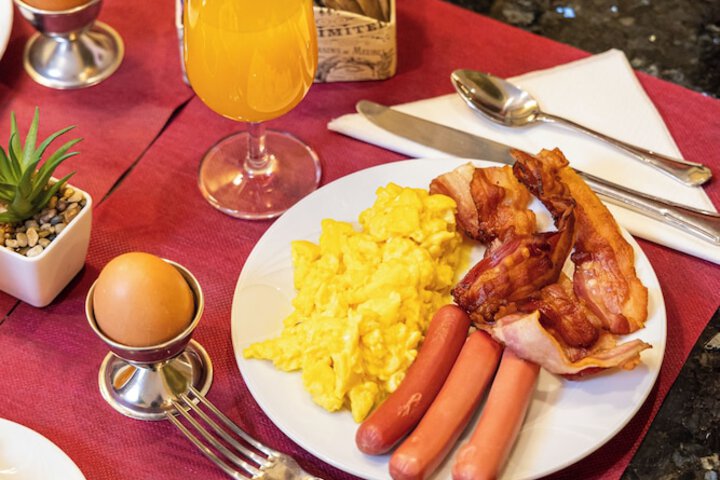 Breakfast/Coffee Service 121 of 138
