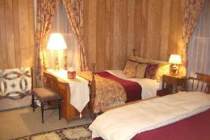 Room 15 of 36