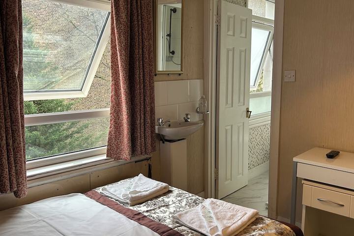 Room 58 of 118