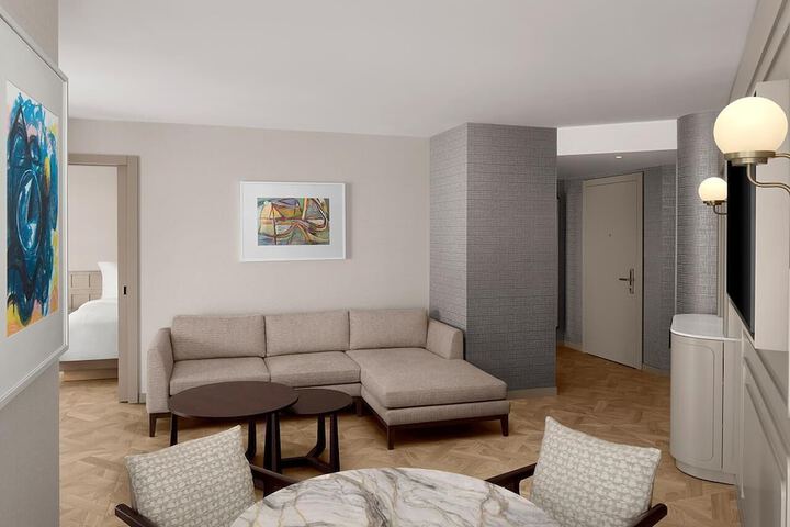 Room 92 of 331