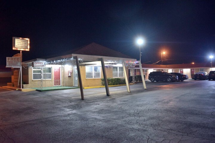 Hotel 8 of 8