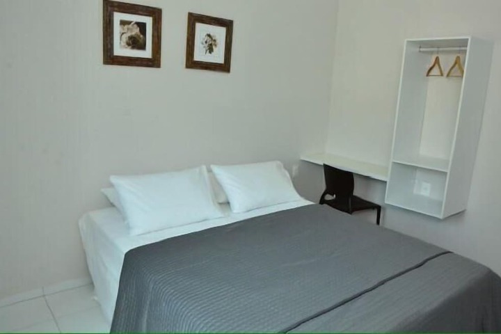 Room 14 of 48