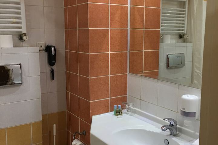 Clean Restrooms