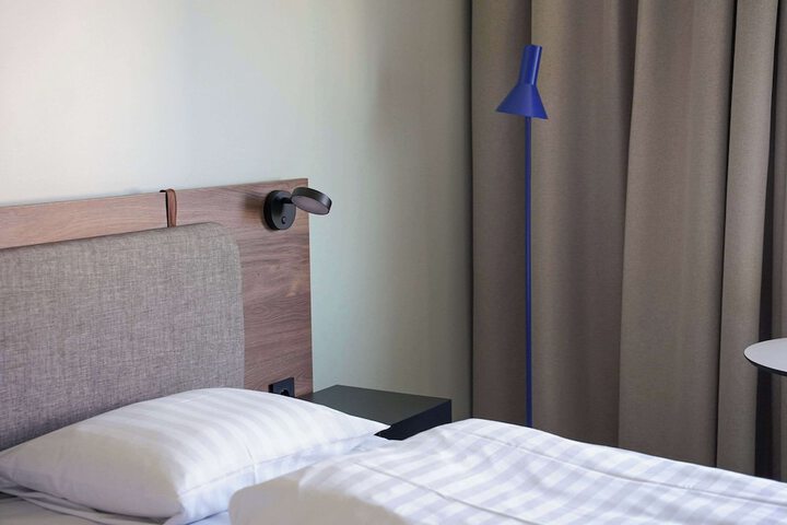 Room 15 of 57