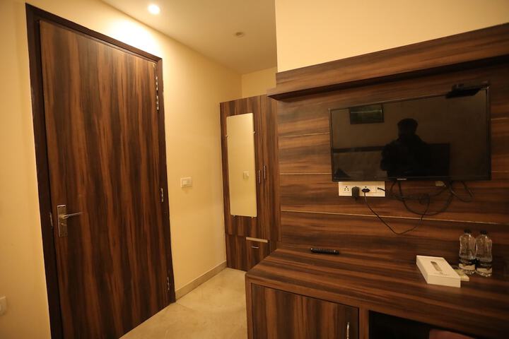 Room 25 of 109