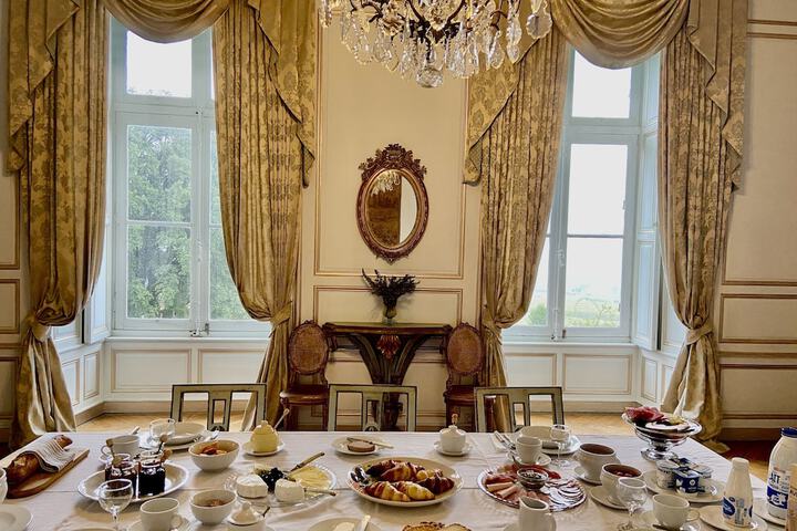 Breakfast/Coffee Service 77 of 88