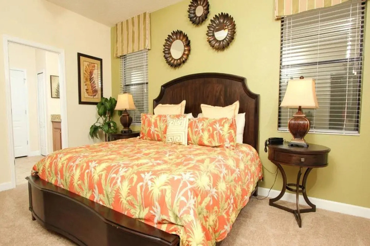 Room 5 of 25