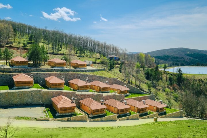 Hotel 11 of 13