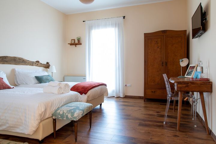Room 15 of 61