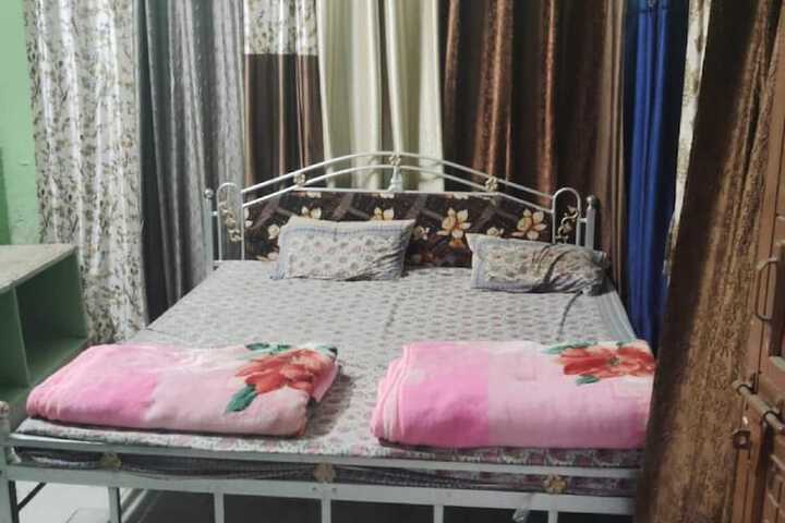 Room 17 of 29