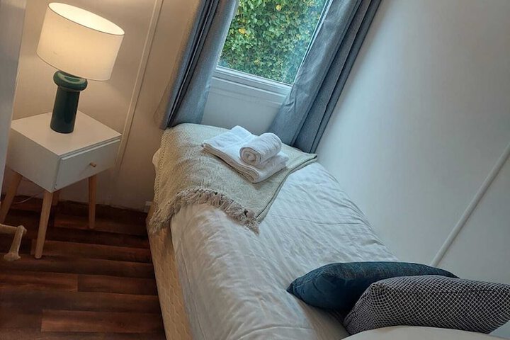 Room 9 of 40