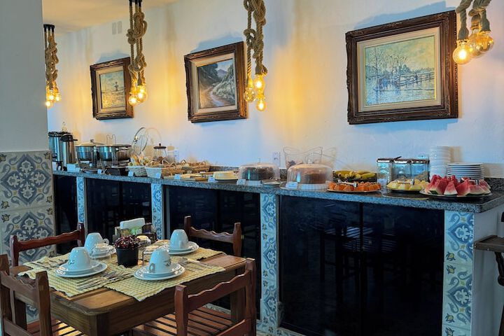 Breakfast/Coffee Service 15 of 25