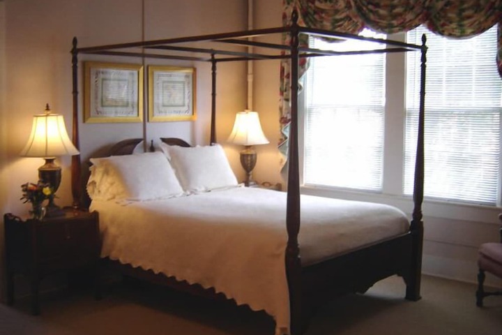 Room 17 of 51