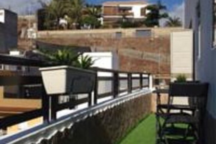 Exterior of Modern Apt wifi & sat tv close to las Vistas