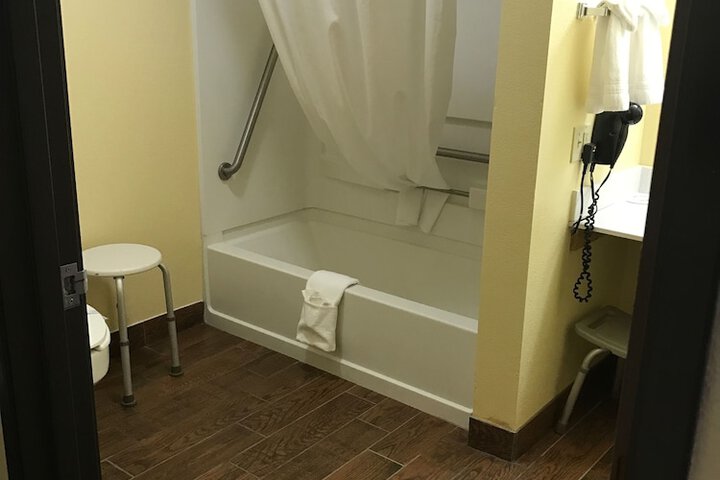 Room 15 of 20