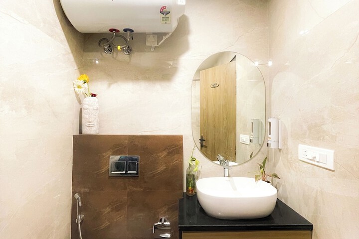 Room 18 of 22