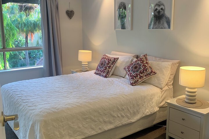 Room 6 of 40