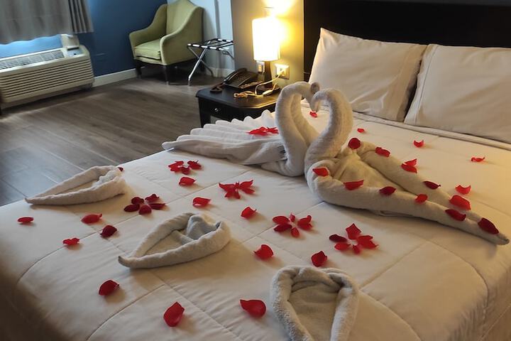 Room 2 of 14