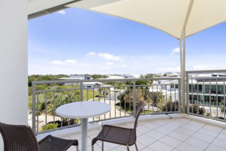 Terrace/Patio 2 of 10