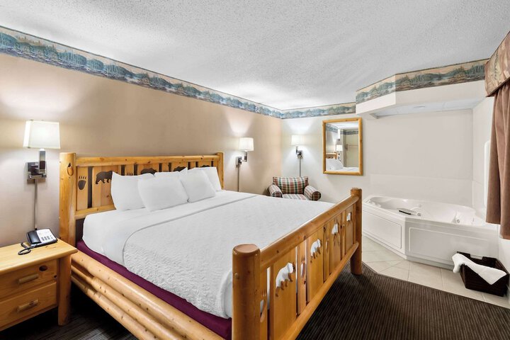 Room 42 of 55