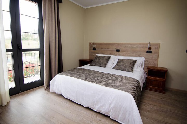 Room 5 of 41