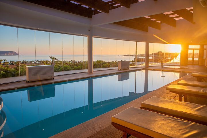Pools & Facilities