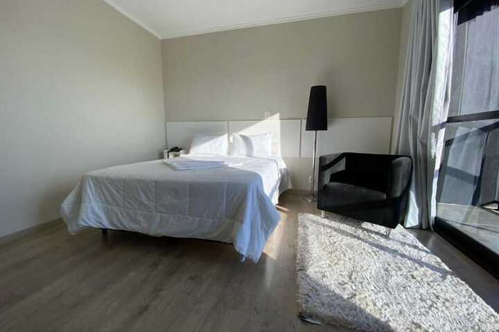 Room 18 of 29